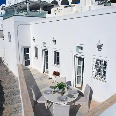 The Atlantis House Semesterbostad