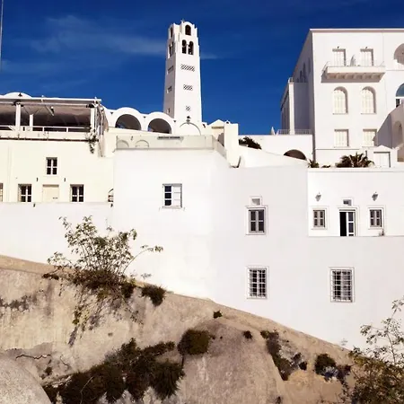 The Atlantis House * Fira (Santorini)