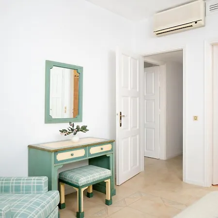 The Atlantis House *