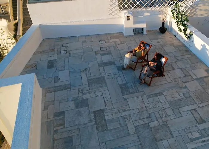 The Atlantis House * Fira (Santorini)