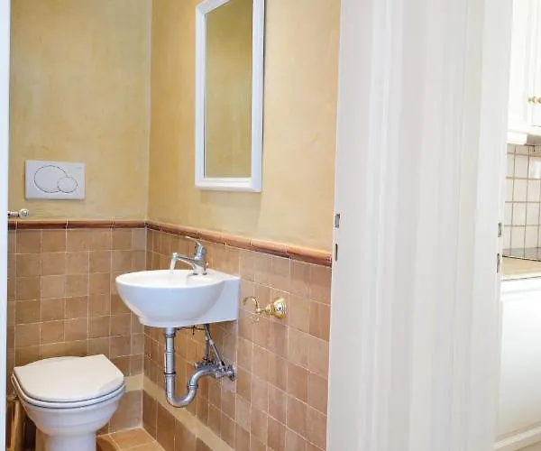 The Atlantis House Tatil Evi *