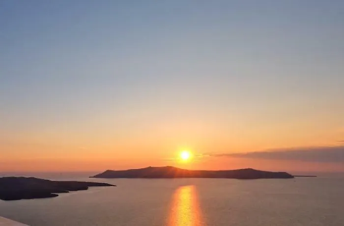 The Atlantis House * Fira (Santorini)